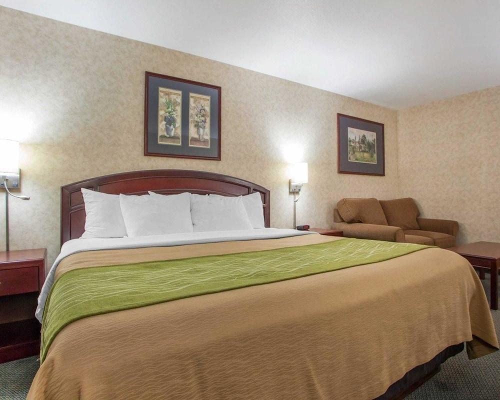 Comfort Inn Story City Εξωτερικό φωτογραφία