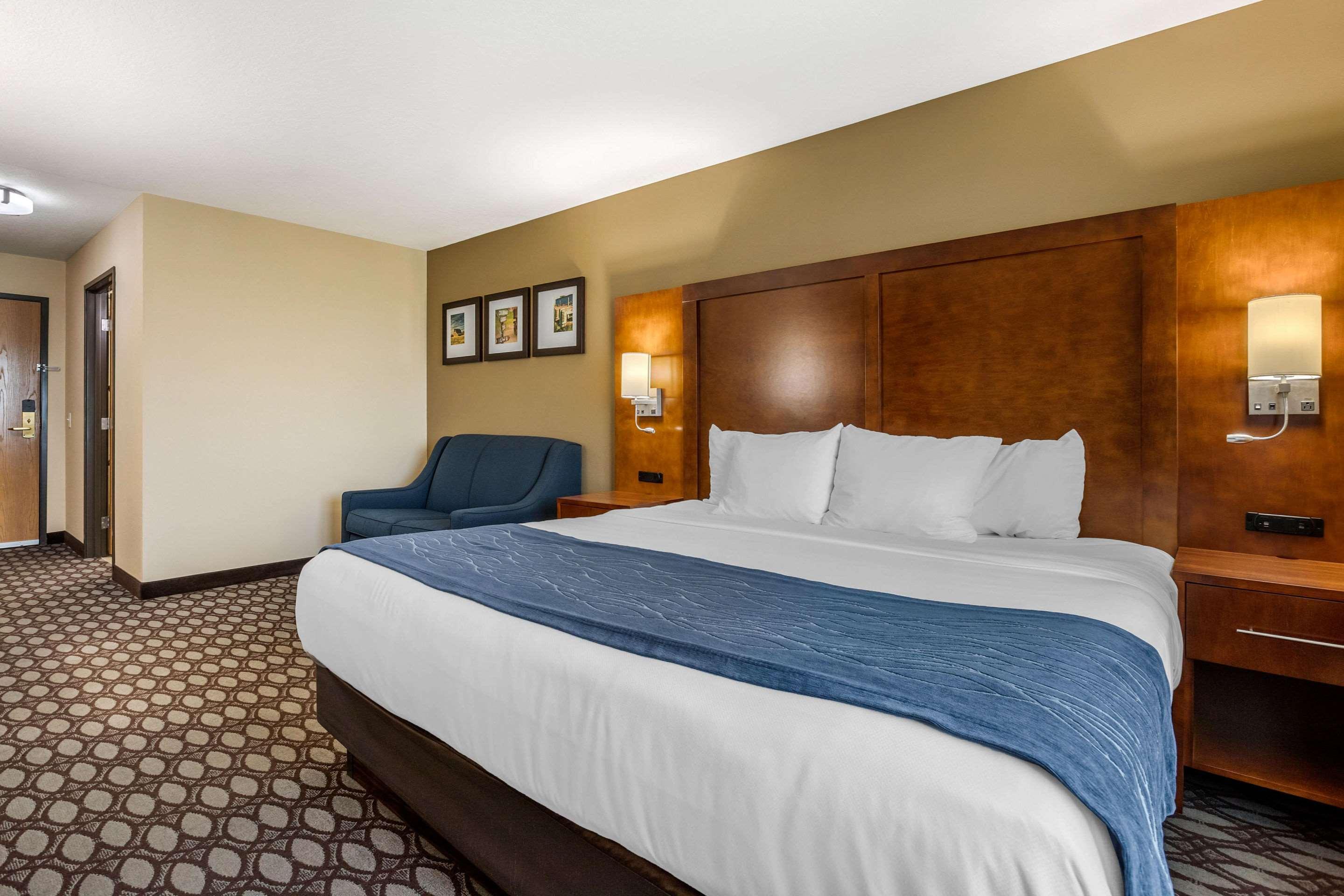 Comfort Inn Story City Εξωτερικό φωτογραφία