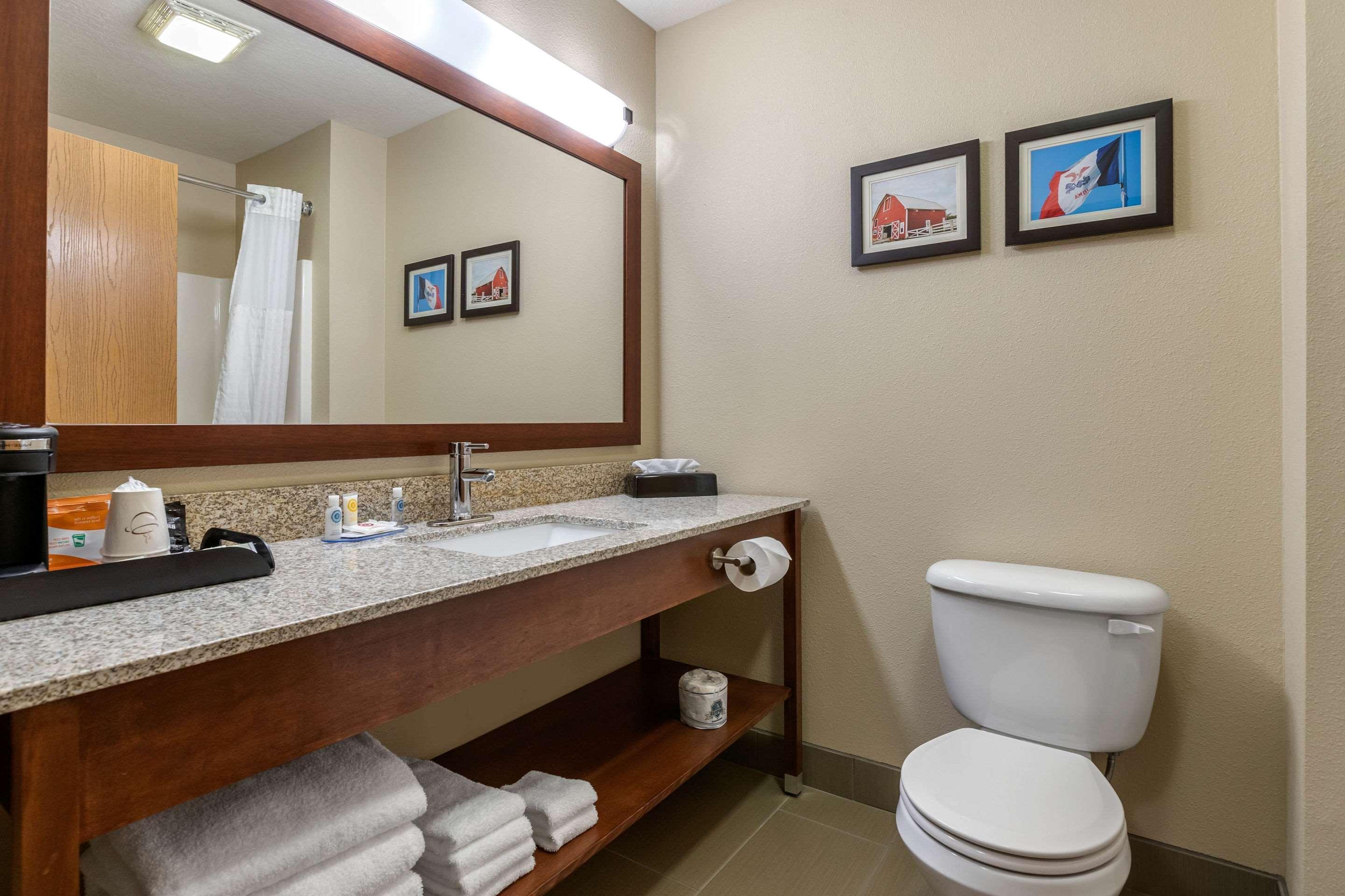 Comfort Inn Story City Εξωτερικό φωτογραφία