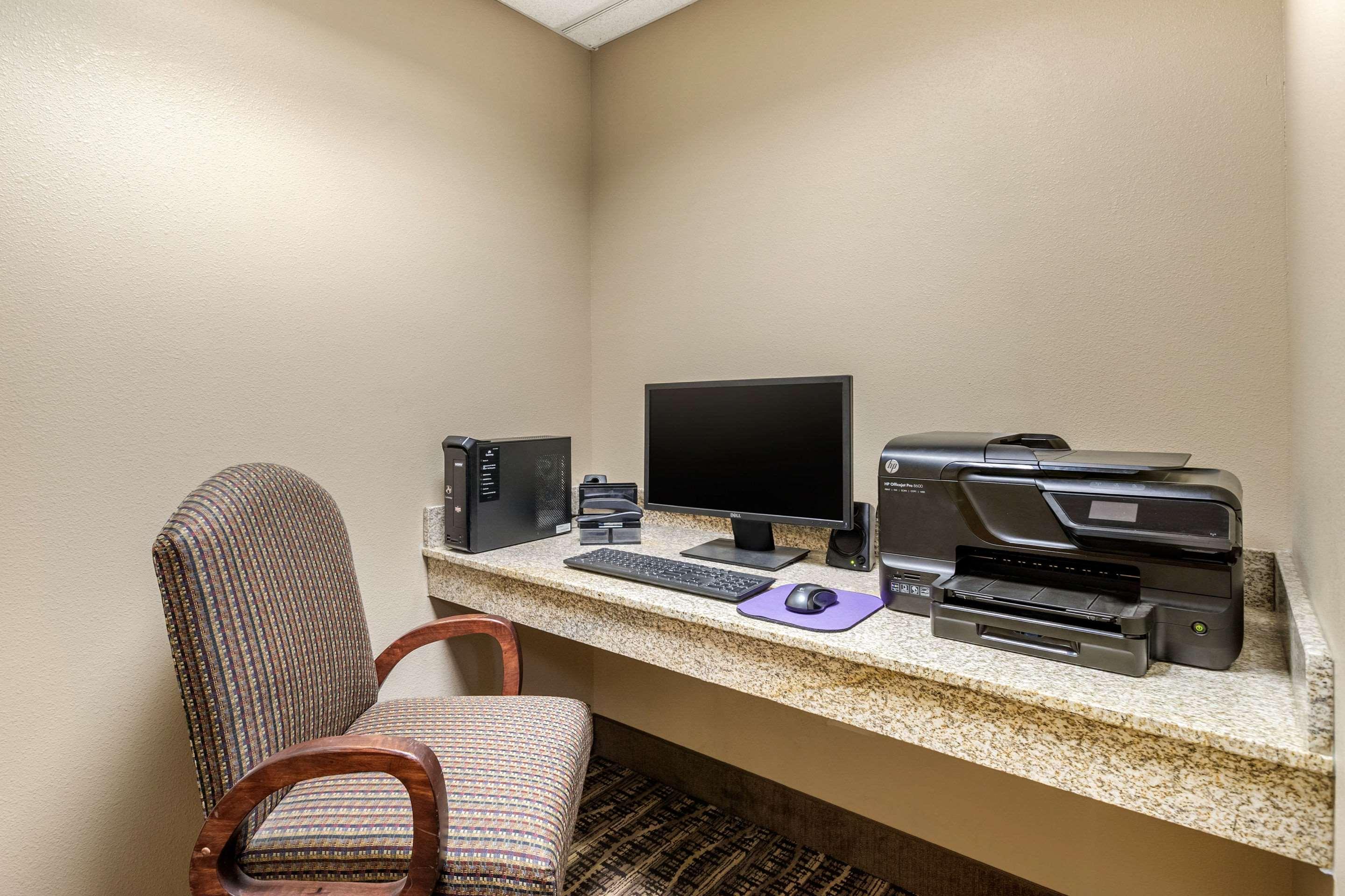 Comfort Inn Story City Εξωτερικό φωτογραφία