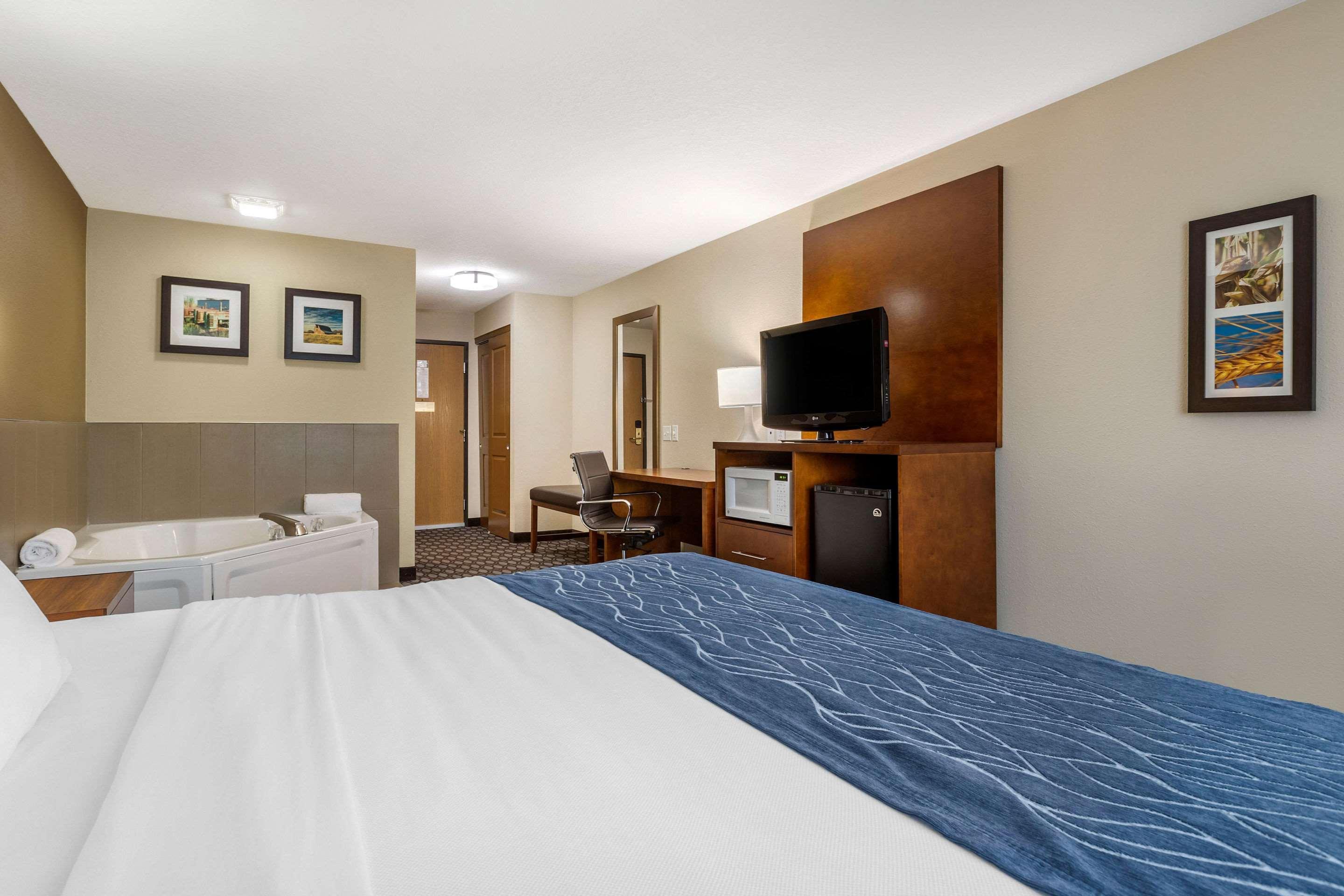 Comfort Inn Story City Εξωτερικό φωτογραφία