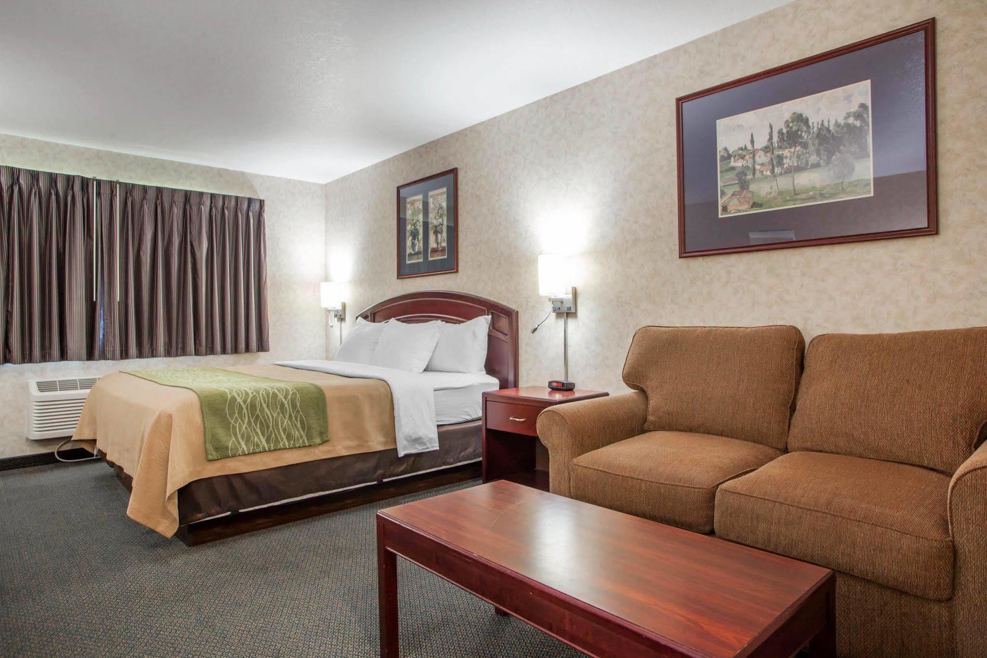 Comfort Inn Story City Εξωτερικό φωτογραφία